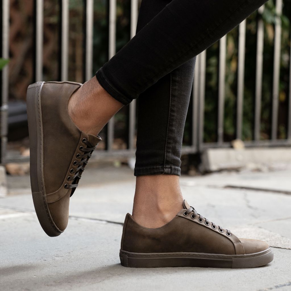 Women's Premier Low Top | Tobacco - Image 6